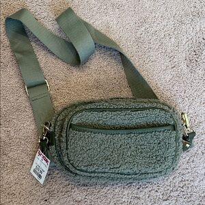 NWT Laundry Green Sherpa Belt Bag